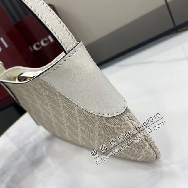 Gucci專櫃古馳最新款Emblem系列超迷你肩背包腋下包 jh2638型號：820696